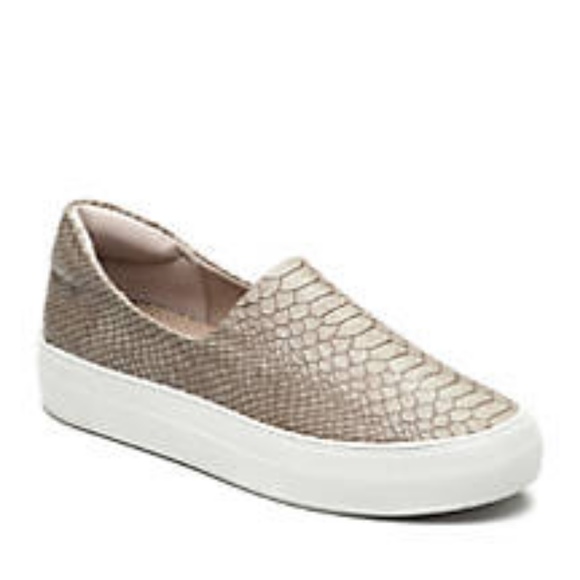 Steve Madden Shoes - ⬇️24⬇️ STEVE MADDEN Ariana Slip-on Sneaker Size 7